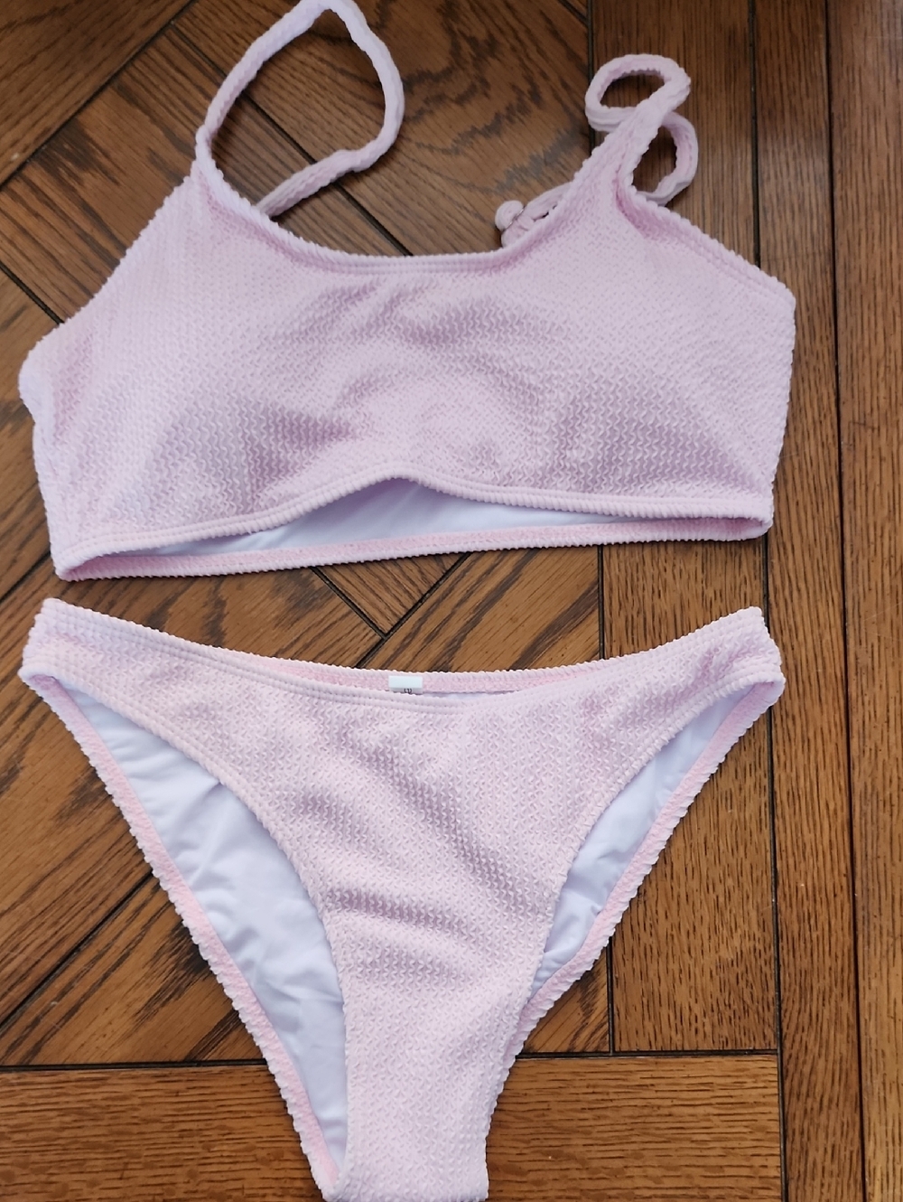 M003-10 Pc Med bikini variety box. 10 brand new swimsuits. Various brands.